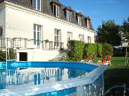 Piscine et jardin des chambres d'h�tes
